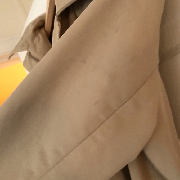Club Monaco Trench Coat - Picture 4 of 7